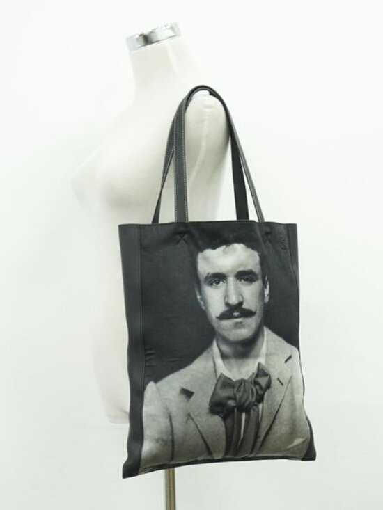 Loewe Charles Leni Mackintosh Collabor - Picture 6 of 9